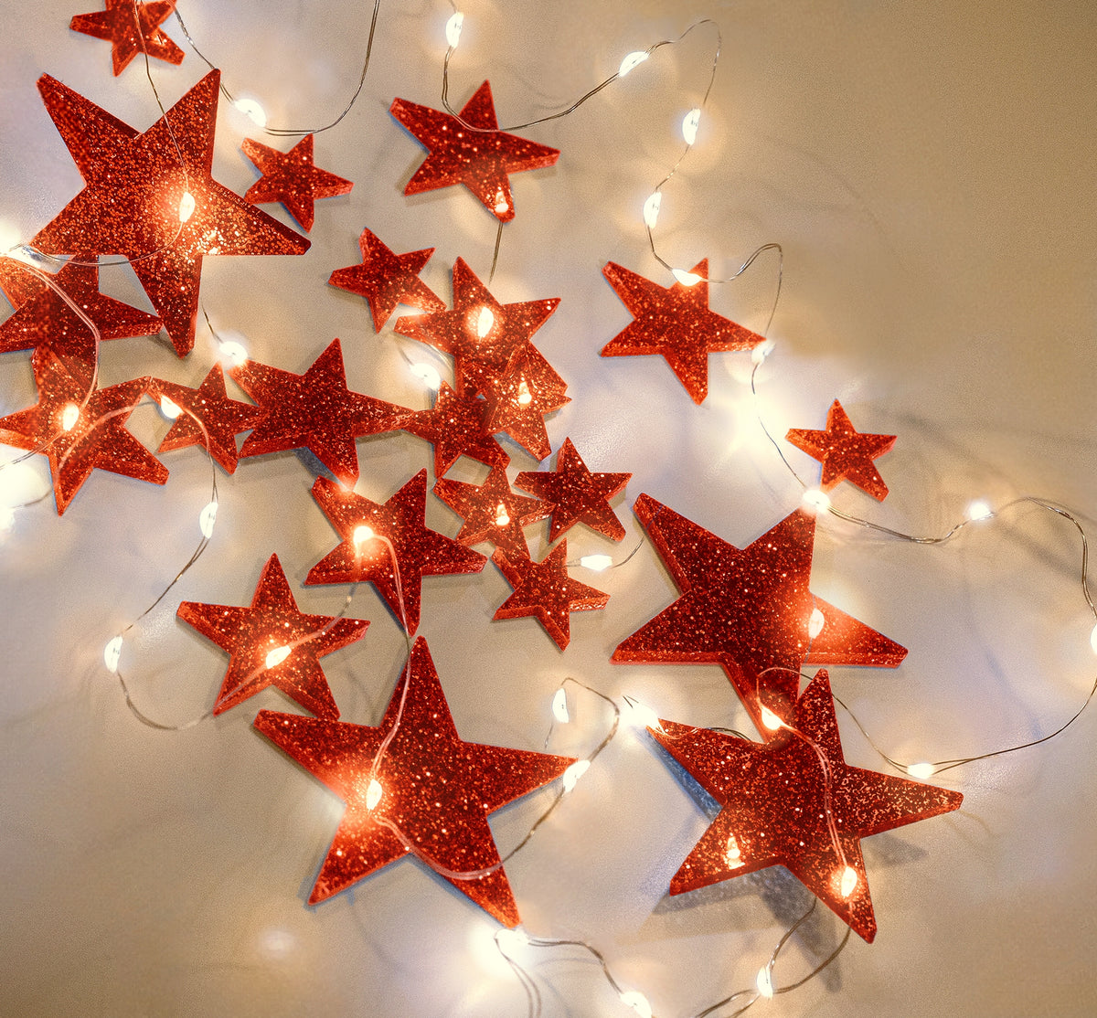 Floating Red Stars-Sparkling Large Sizes-Fills 1 Gallon for Your Vases-Option 3 Submersible LED Fairy Lights Strings with Hidable and Submersible Battery